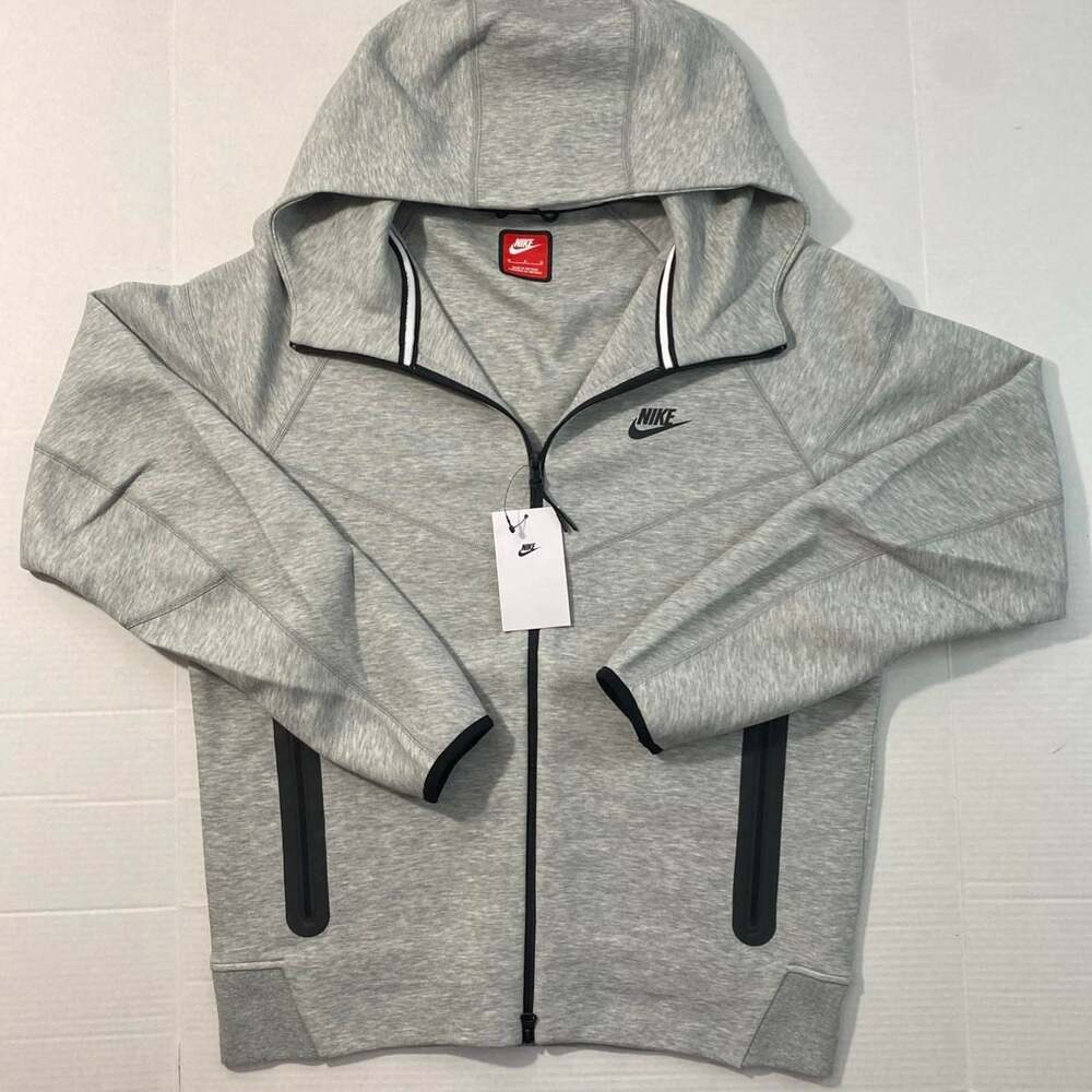 Nike Tech Fleece Full-Zip Hoodie
